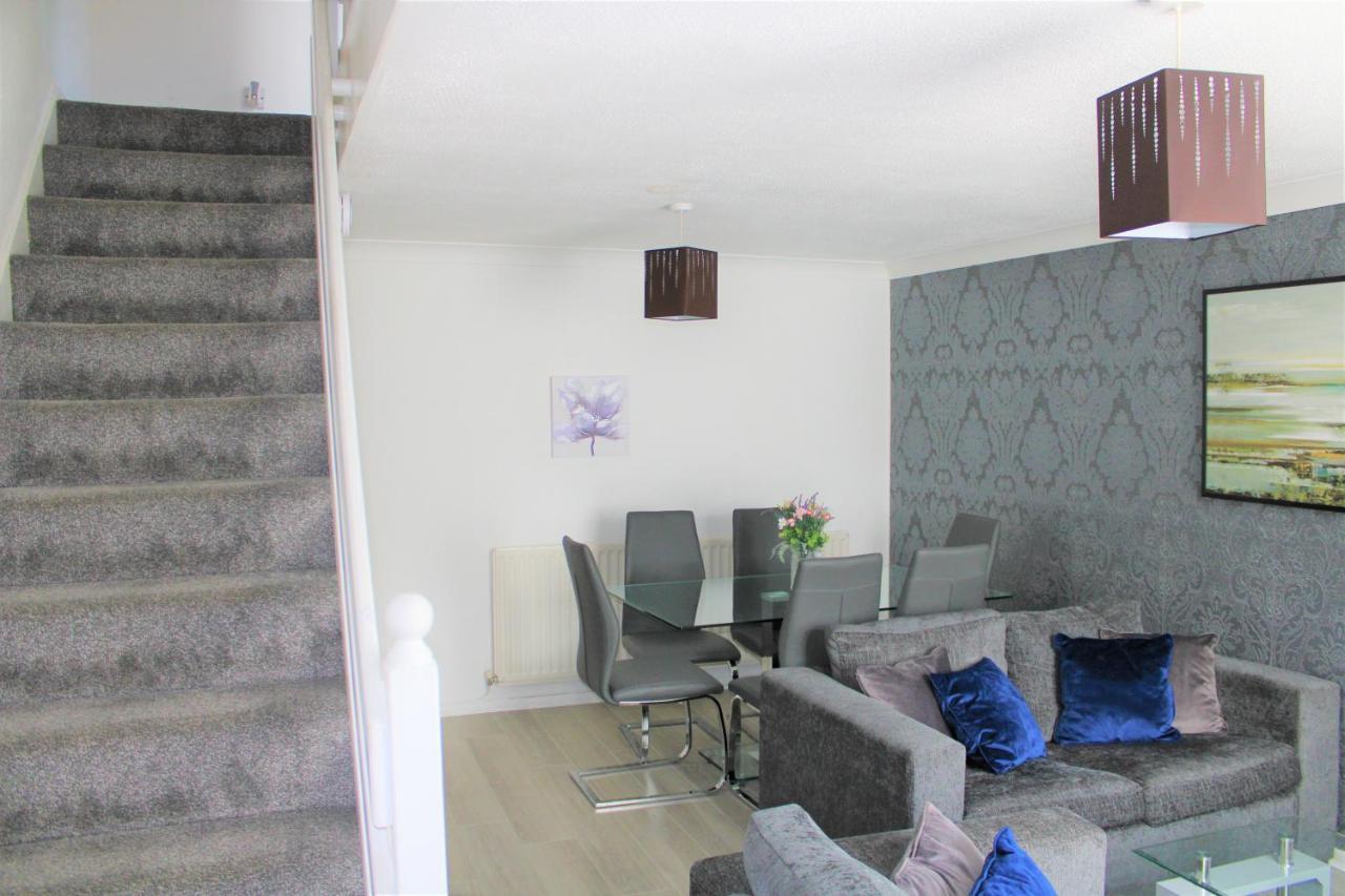 Homely And Budget Friendly 3 Bed House Sleeps 6 Free Parking! Milton Keynes Exterior photo